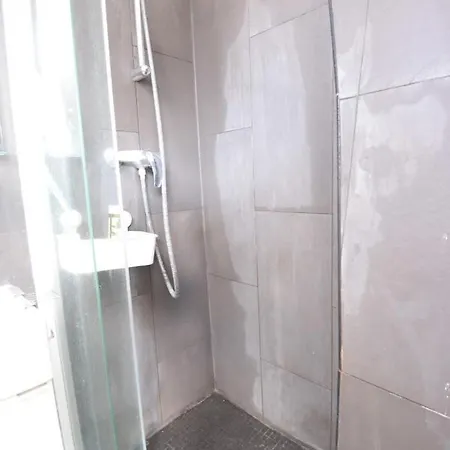Bright Apt With Balcony In Montparnasse דירה *
